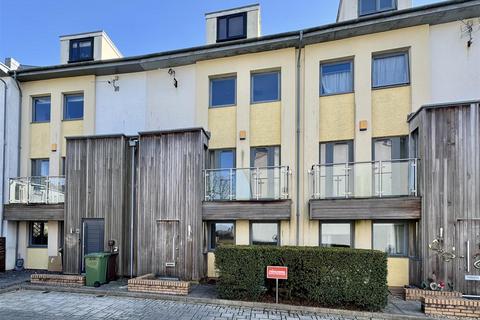 5 bedroom terraced house for sale, Trelorrin Gardens, Plymouth PL3