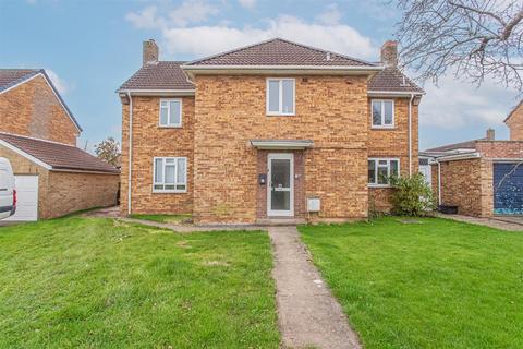 2 bedroom flat for sale, Blenheim Park, Bowerhill, Melksham