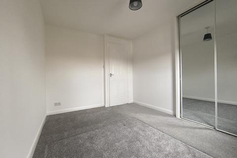 2 bedroom terraced house to rent, Deveron Road, Troon KA10