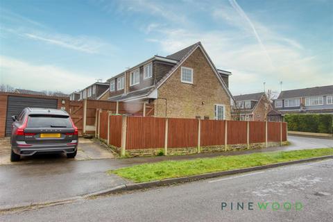 3 bedroom semi-detached house to rent, Southfields, Chesterfield S43