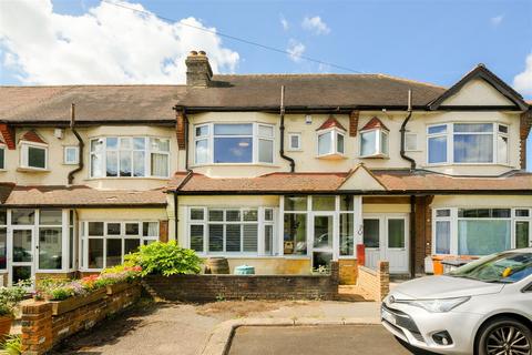 26a Whitehall Gardens, London, E4 6EH