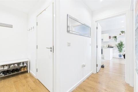 1 bedroom flat for sale, Garfield Road, Surrey KT15