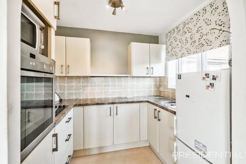 1 bedroom flat for sale, Waltham Abbey EN9