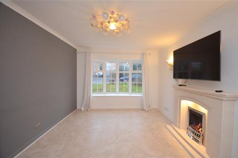 4 bedroom detached house for sale, Holmdene Drive, Mirfield, West Yorkshire, WF14