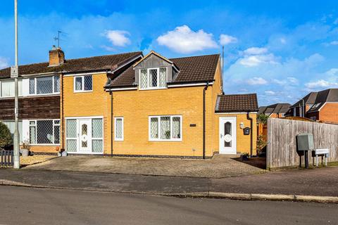 4 bedroom semi-detached house for sale, Paterson Place, Shepshed LE12