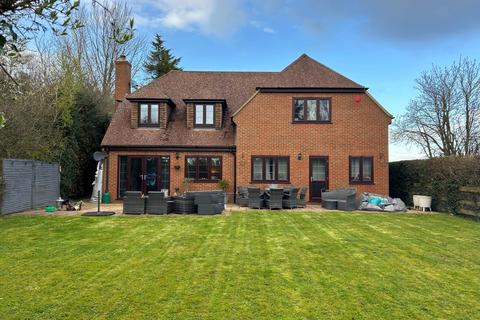 4 bedroom detached house to rent, Radnage