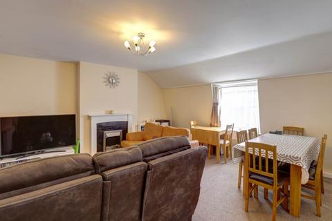 2 bedroom flat for sale, Salisbury Street, Blandford Forum