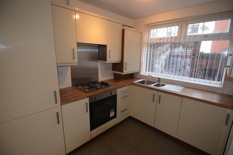 2 bedroom terraced house to rent, Howson Street, Rock Ferry CH42