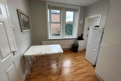 1 bedroom flat to rent, Sandringham Road, Gosforth NE3