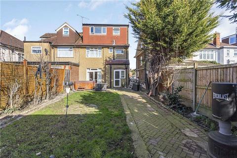 4 bedroom semi-detached house for sale, Park Close, Hounslow, TW3