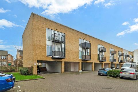 Romulus Road, Gravesend, Kent