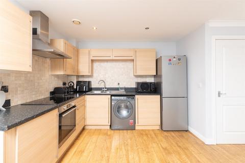 2 bedroom apartment for sale, Spencer Court, Gravesend DA12