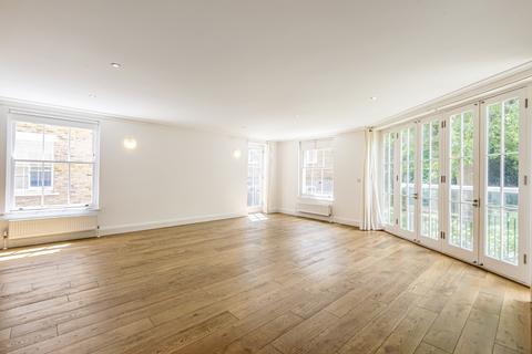 4 bedroom apartment to rent, Fox Hill London SE19