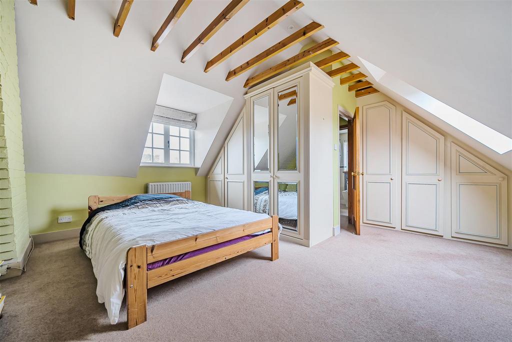 Bedroom 2nd Floor
