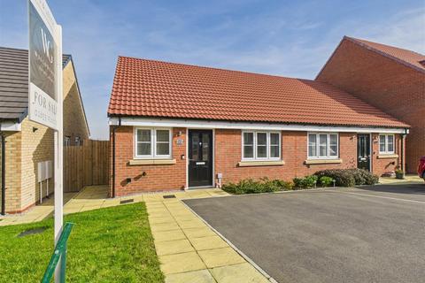 2 bedroom semi-detached bungalow for sale, 22 Laurel Court, Malton, North Yorkshire YO17 6BY