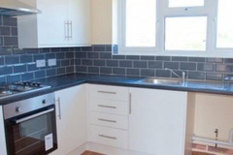 2 bedroom detached house to rent, Larkspur Drive, Eastbourne BN23