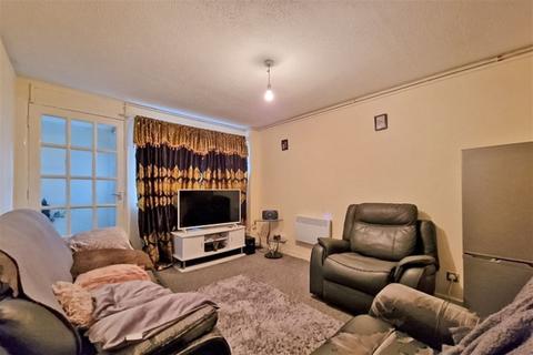 1 bedroom maisonette for sale, Birch Coppice Gardens, Willenhall