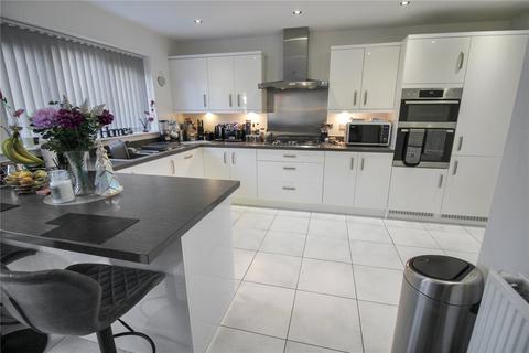 4 bedroom detached house for sale, Creswick, Swindon SN25