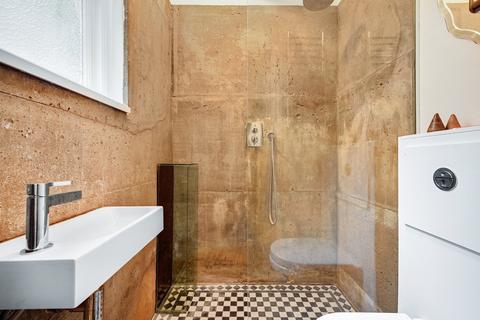 undefined, Ennismore Gardens, London