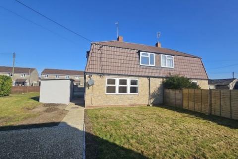 2 bedroom semi-detached house to rent, Queens Road, Somerton TA11