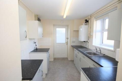 2 bedroom semi-detached house to rent, Queens Road, Somerton TA11