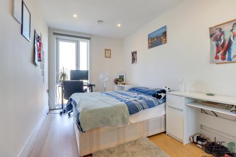 2 bedroom flat to rent, Mill Lane, West Hampstead NW6