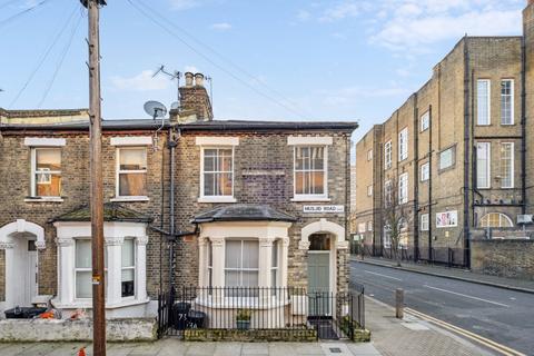 4 bedroom house to rent, Musjid Road, London