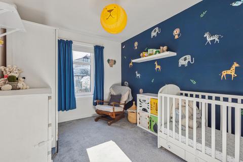 68 Randolph Drive, Clarkston, Glasgow, G76 8AP