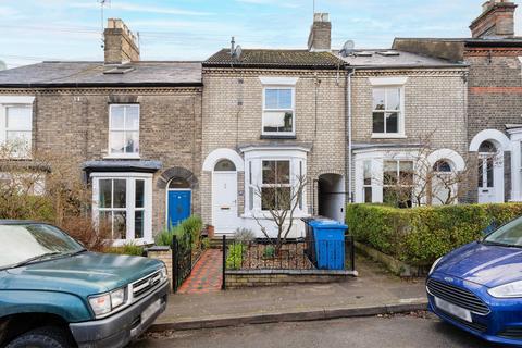 2 bedroom terraced house for sale, Caernarvon Road, Norwich