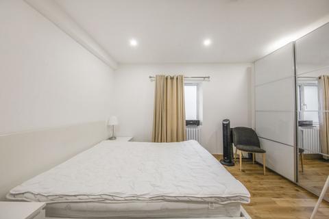 2 bedroom flat to rent, Warner House, Abercorn Place, St John's Wood, London