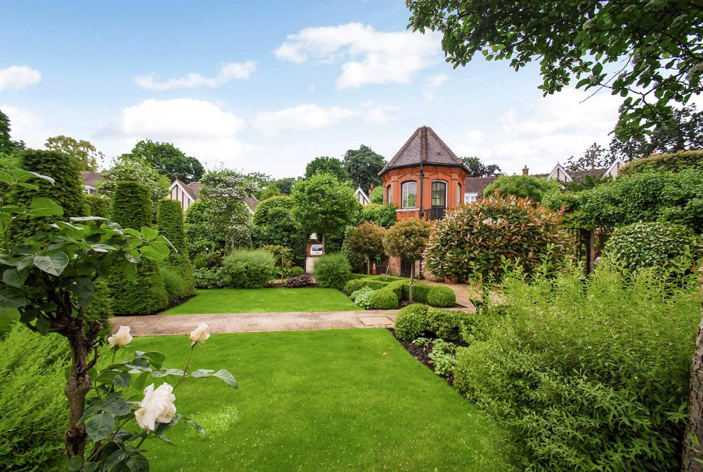 Walled Garden
