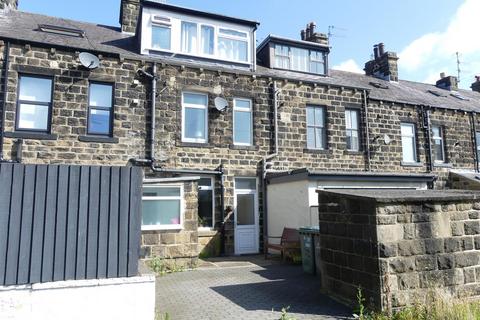 3 bedroom terraced house to rent, East Parade, Ilkley LS29