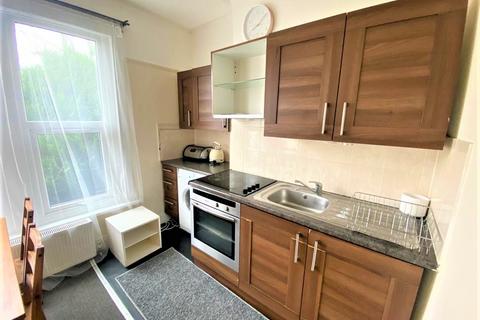 1 bedroom flat to rent, Sidney Road, London N22