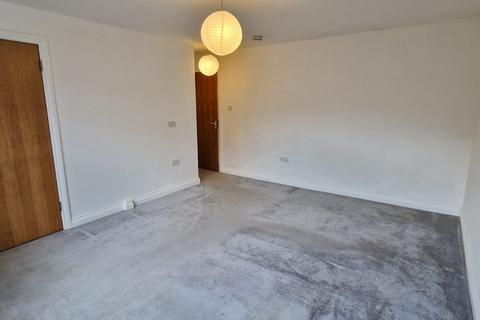 Studio to rent, 20 Moorland Road, Flat 10