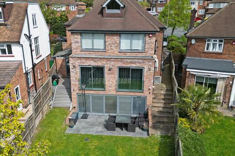 5 bedroom detached house for sale, Mill Hill NW7