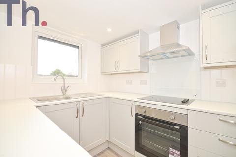 2 bedroom flat for sale, Newport PO30