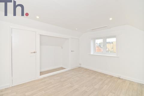 2 bedroom flat for sale, Newport PO30