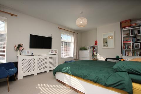 33 Connaught Street, Kettering, NN16 8NU