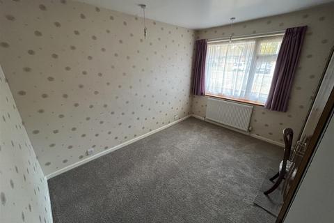 3 bedroom semi-detached house for sale, Ridgeway Avenue, Dunstable