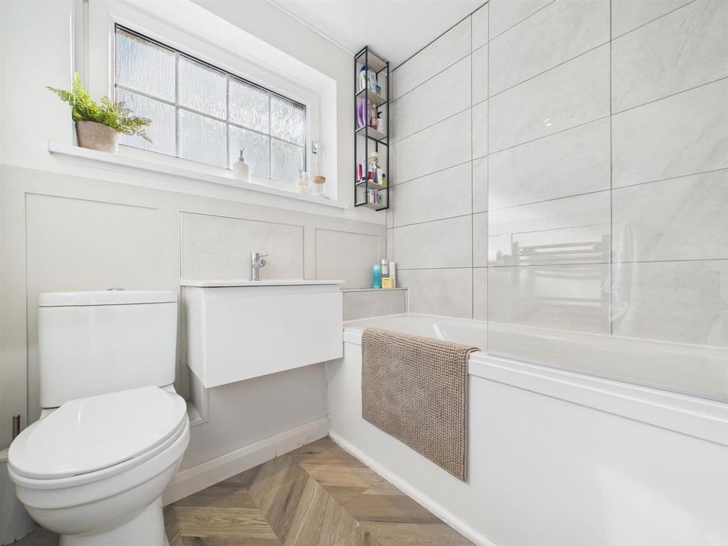 Bath 3.jpg