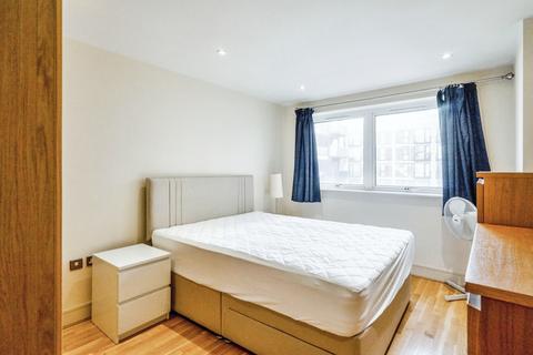 1 bedroom flat to rent, Long Lane London Bridge SE1