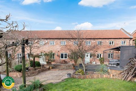 4 bedroom barn conversion for sale, Main Street, Harworth, Doncaster