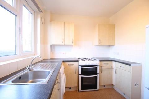 1 bedroom flat to rent, Cowings Mead, Northolt UB5