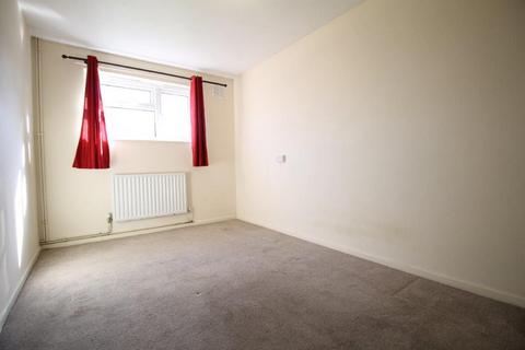 1 bedroom flat to rent, Cowings Mead, Northolt UB5