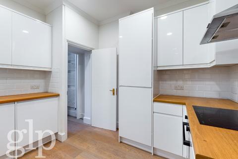 2 bedroom apartment to rent, Lambs Conduit Street, Bloomsbury, WC1N