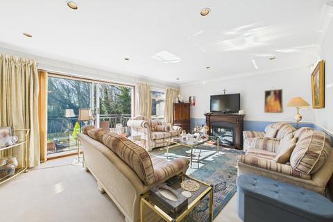 4 bedroom terraced house for sale, Wentworth Hall, The Ridgeway, Mill Hill, NW7