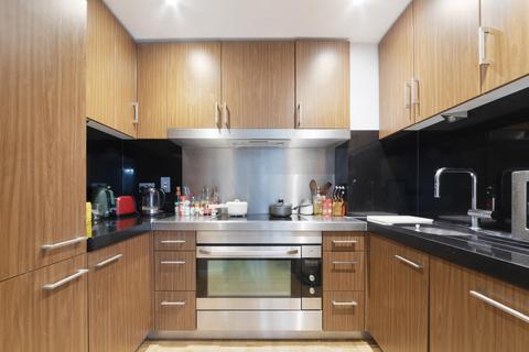 2 bedroom apartment for sale, New Providence Wharf, London, E14