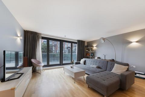 New Providence Wharf, London, E14