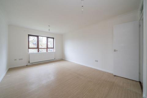 2 bedroom flat for sale, Edward Amey Close, Watford, WD25