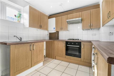 3 bedroom terraced house to rent, Bankside Place, Vale Terrace, London, N4